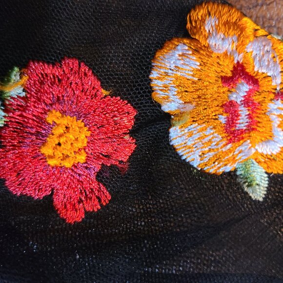 LuLaRoe XL Sheer Sleeve Randy Red Black Embroidered Flowers Floral - Picture 2 of 4